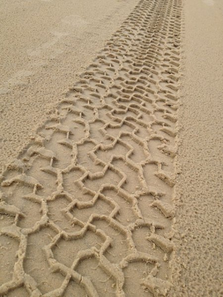 tyre-track-in-the-sand.jpg
